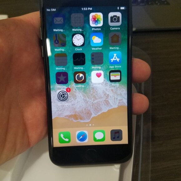 Apple iPhone 7 32GB; Unlocked.Very good!!! - Picture 4 of 5